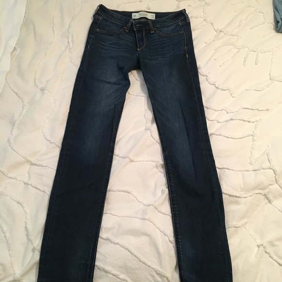 dark wash skinny jeans - Picture 1 of 5